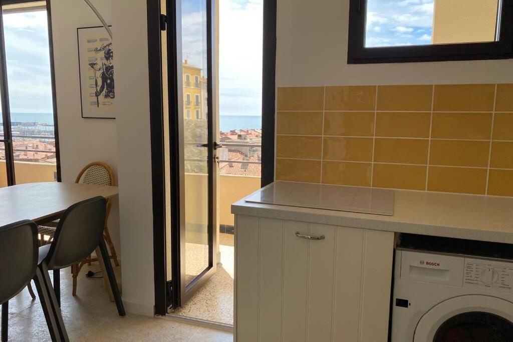 Vues Exceptionnelles Mer, Port Et Toits De Sete Bagian luar foto