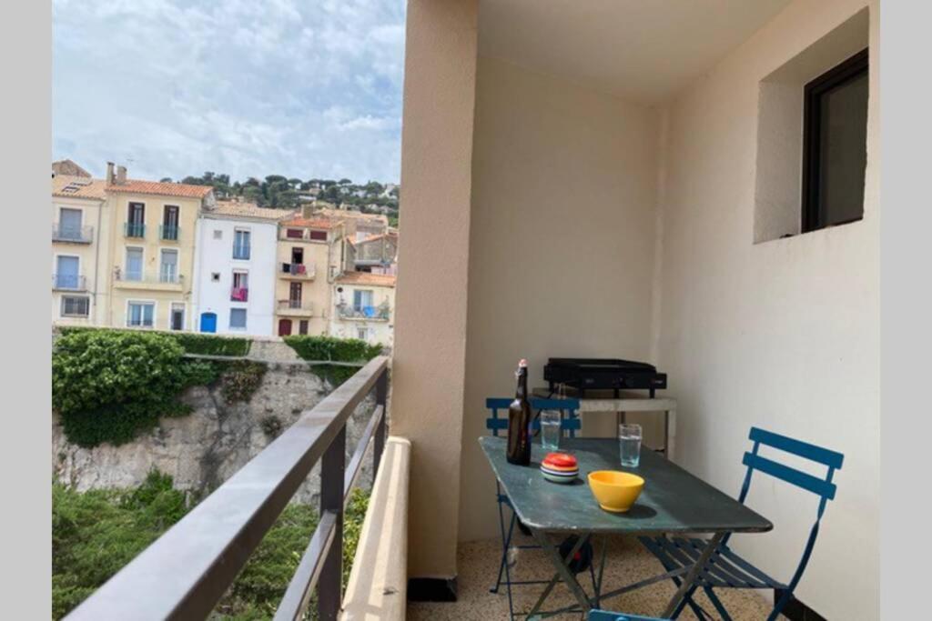 Vues Exceptionnelles Mer, Port Et Toits De Sete Bagian luar foto